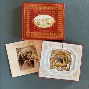 White House Christmas Ornament 2007